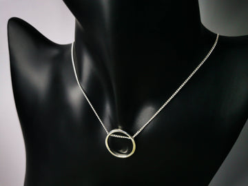 Collar de Circulo Grande Plata .925